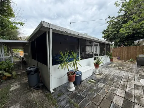 596 NW 109th Street Miami FL 33168