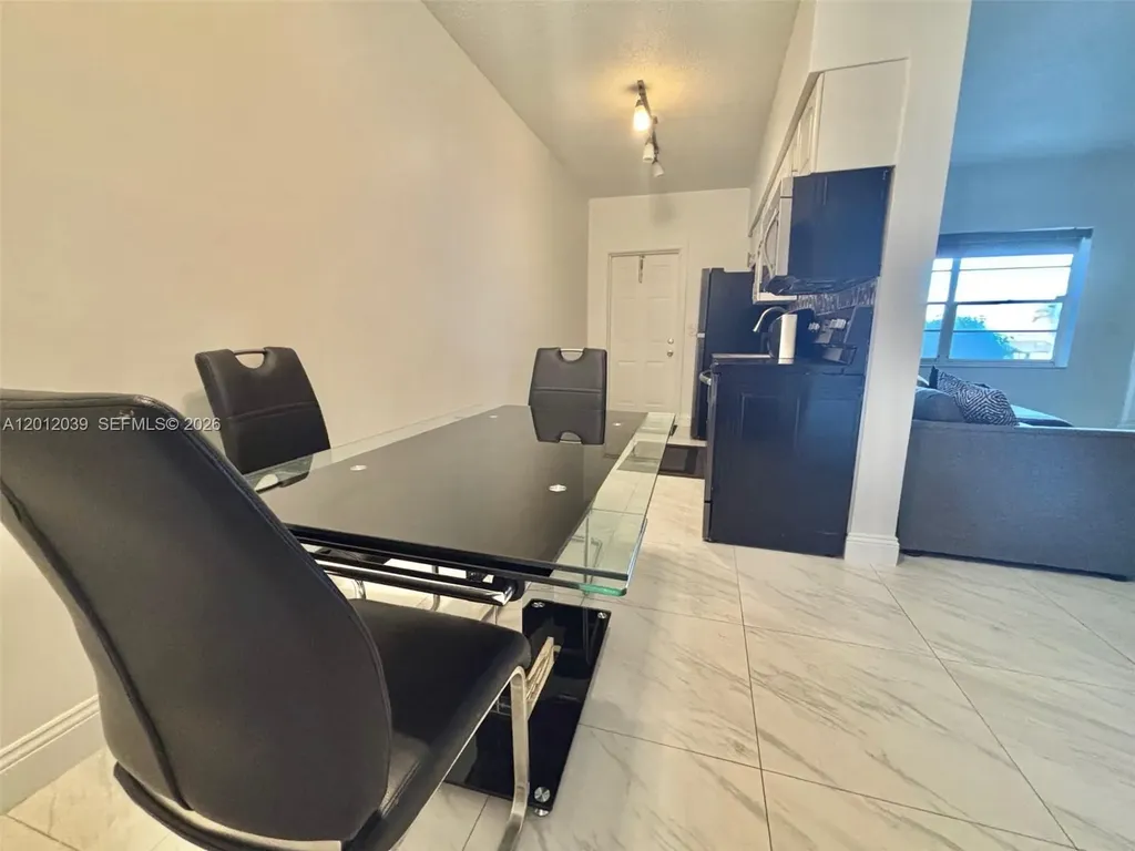 2200 S Ocean Drive Hollywood FL 33019