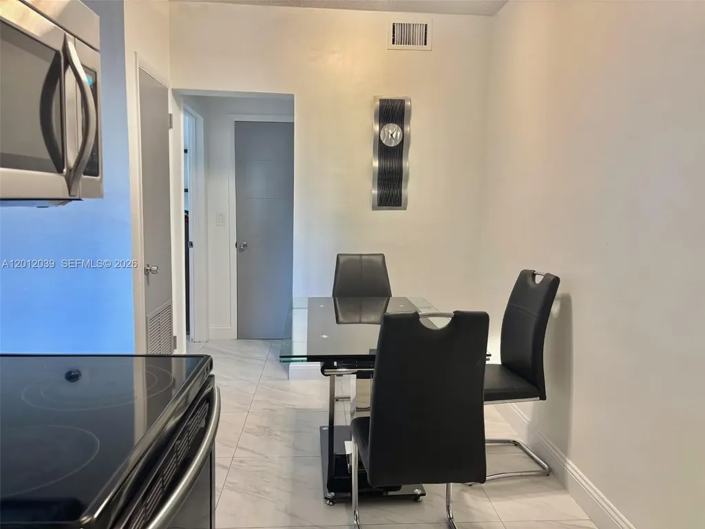 2200 S Ocean Drive Hollywood FL 33019