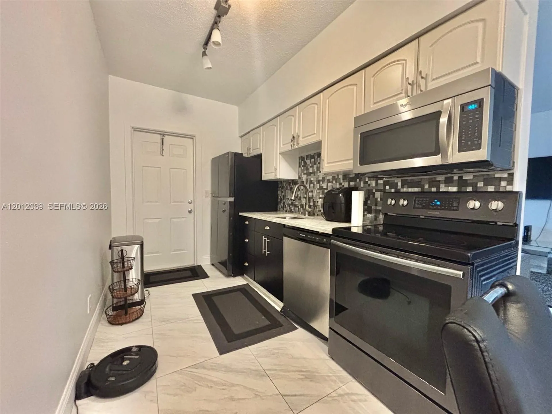 2200 S Ocean Drive Hollywood FL 33019