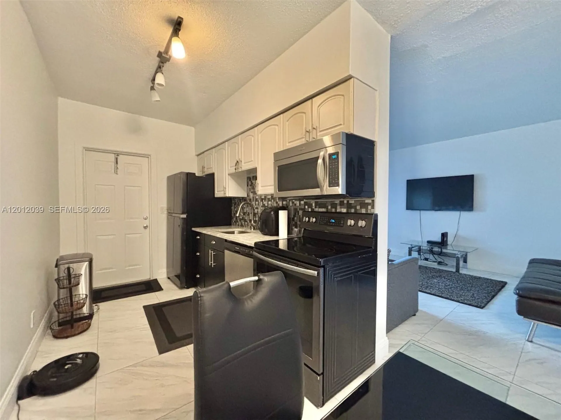 2200 S Ocean Drive Hollywood FL 33019