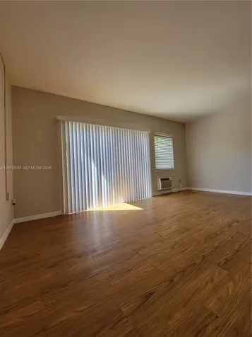 835 Lenox Avenue Miami Beach FL 33139