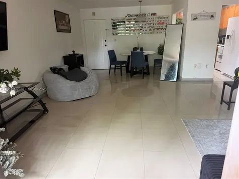 9445 SW 76th Street Miami FL 33173