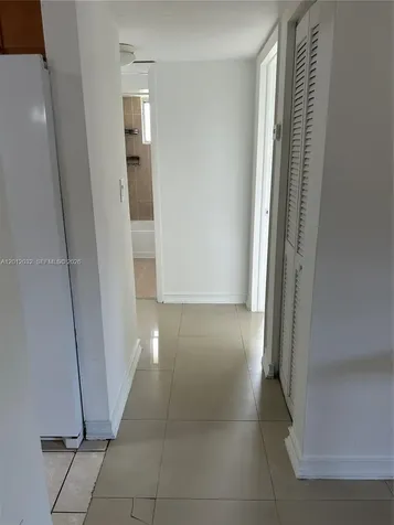 9445 SW 76th Street Miami FL 33173