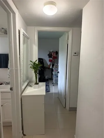 9445 SW 76th Street Miami FL 33173