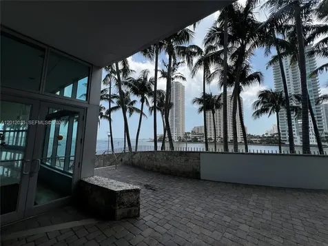 335 S Biscayne Boulevard Miami FL 33131