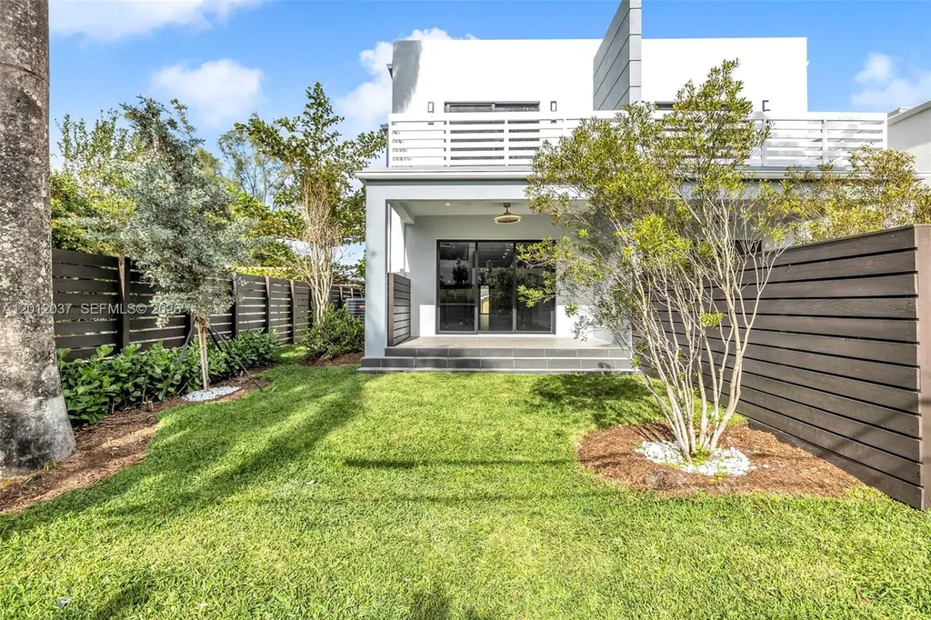 808 SW 9th Street Fort Lauderdale FL 33315