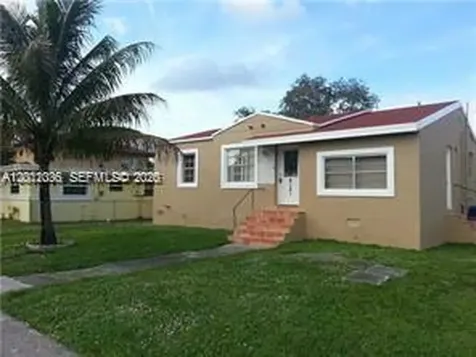 4121 SW 26th Street West Park FL 33023