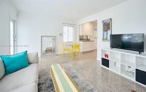 532 NE 16th Court Fort Lauderdale FL 33305