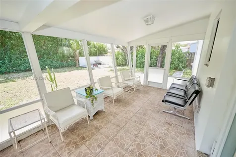 532 NE 16th Court Fort Lauderdale FL 33305