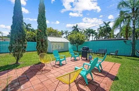 906 NE 4th Street Hallandale Beach FL 33009