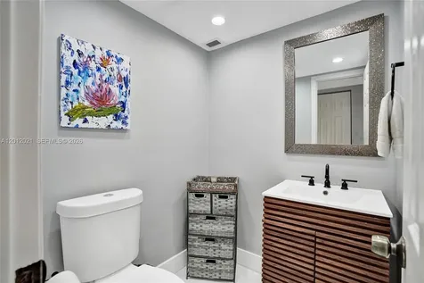 2750 NE 183rd Street Aventura FL 33160
