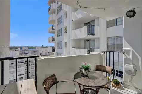 2750 NE 183rd Street Aventura FL 33160
