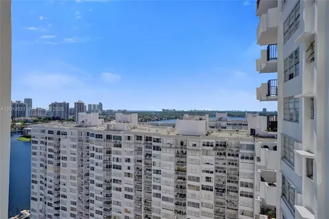 2750 NE 183rd Street Aventura FL 33160