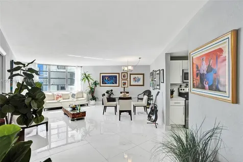 2750 NE 183rd Street Aventura FL 33160