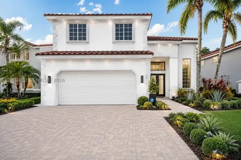 303 Bridgeton Road Weston FL 33326