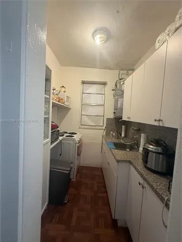1560 SW 5th Street Miami FL 33135