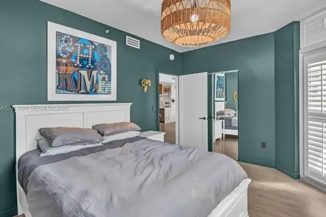 1 Century Lane Miami Beach FL 33139