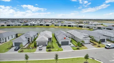 12496 SW Lunata Way Port St. Lucie FL 34987
