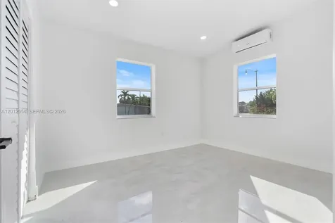 4041 NE 15th Terrace Pompano Beach FL 33064