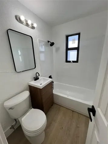 1825 NW 74th Terrace Miami FL 33147