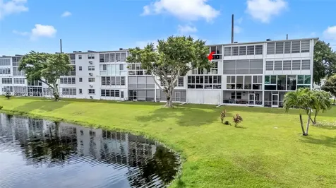 3042 Harwood D Deerfield Beach FL 33442
