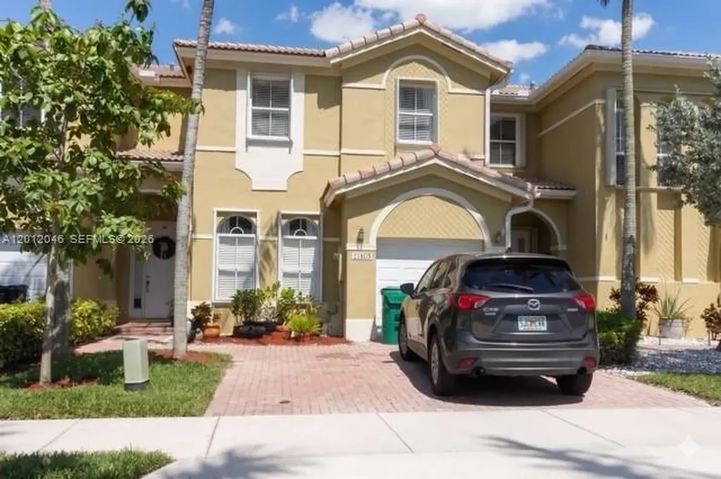 11805 SW 138th Avenue Miami FL 33186