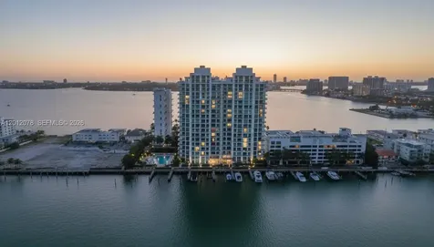 7928 East Drive North Bay Village FL 33141