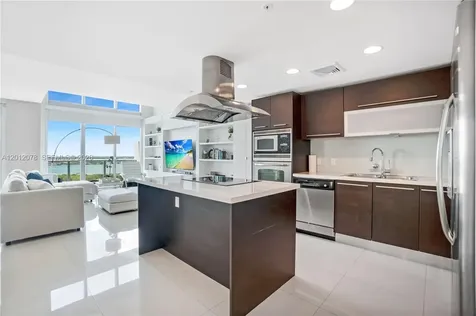 7928 East Drive North Bay Village FL 33141
