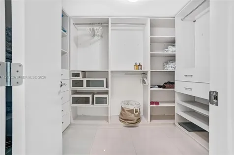 7928 East Drive North Bay Village FL 33141