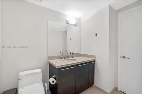 7928 East Drive North Bay Village FL 33141