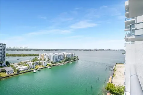 7928 East Drive North Bay Village FL 33141