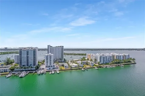 7928 East Drive North Bay Village FL 33141
