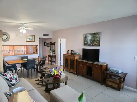 18707 NE 14th Avenue Miami FL 33179