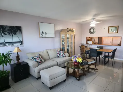 18707 NE 14th Avenue Miami FL 33179