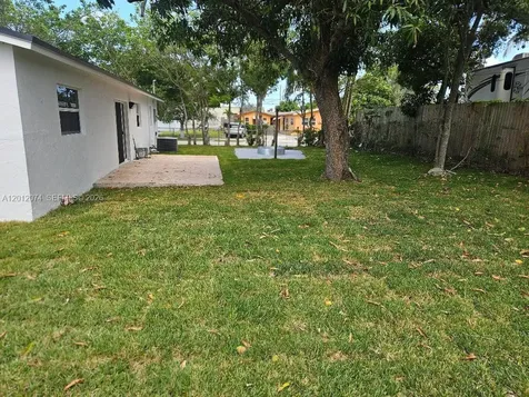 1941 NE 2nd Terrace Pompano Beach FL 33060