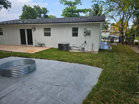 1941 NE 2nd Terrace Pompano Beach FL 33060