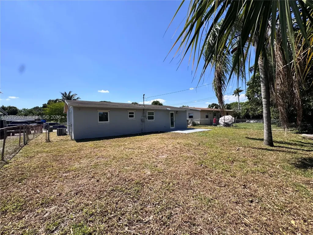 2040 NW 29th Terrace Fort Lauderdale FL 33311