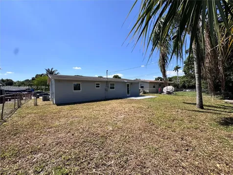 2040 NW 29th Terrace Fort Lauderdale FL 33311