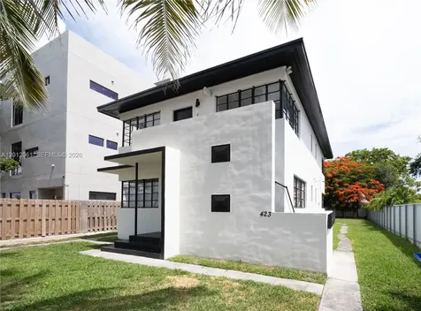 423 NE 71st Street Miami FL 33138