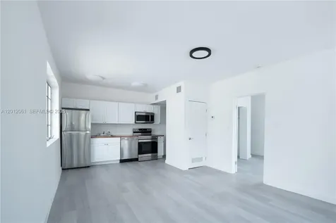 423 NE 71st Street Miami FL 33138