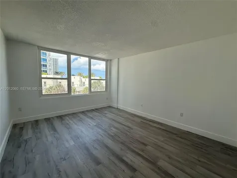 3505 S Ocean Drive Hollywood FL 33019