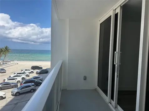 3505 S Ocean Drive Hollywood FL 33019