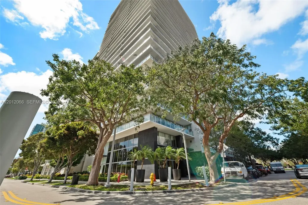 3470 E Coast Avenue Miami FL 33137