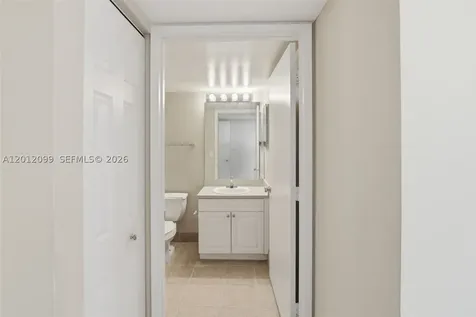 520 SE 5th Avenue Fort Lauderdale FL 33301