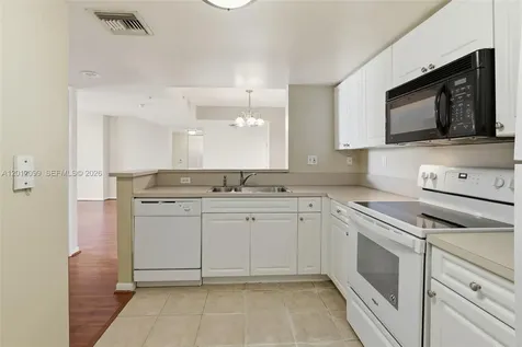 520 SE 5th Avenue Fort Lauderdale FL 33301