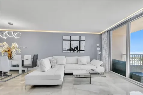 3161 S Ocean Drive Hallandale Beach FL 33009