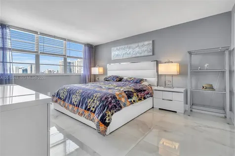3161 S Ocean Drive Hallandale Beach FL 33009