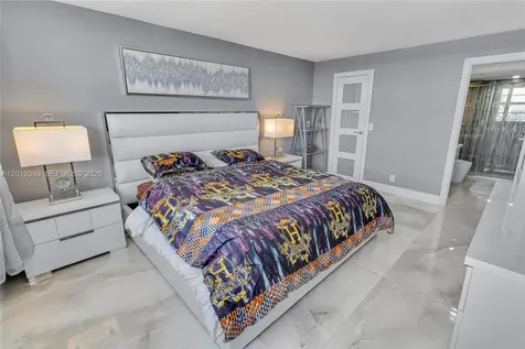 3161 S Ocean Drive Hallandale Beach FL 33009