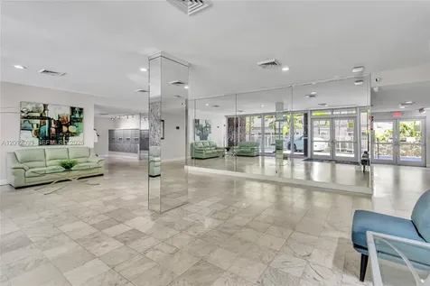 3161 S Ocean Drive Hallandale Beach FL 33009